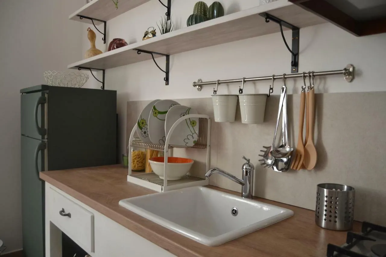 Etesia Vacation Home Aci Trezza 0*,